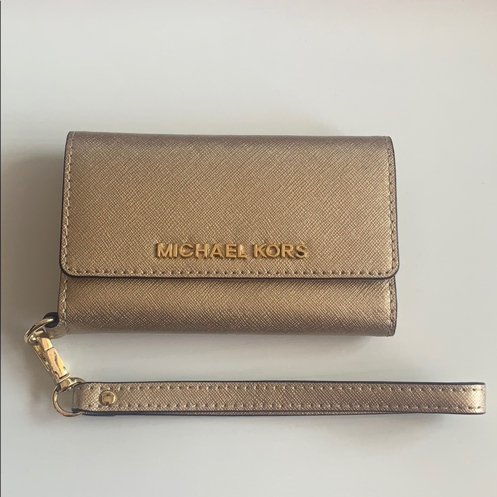 Michael Kors wallet and iPhone 5s case